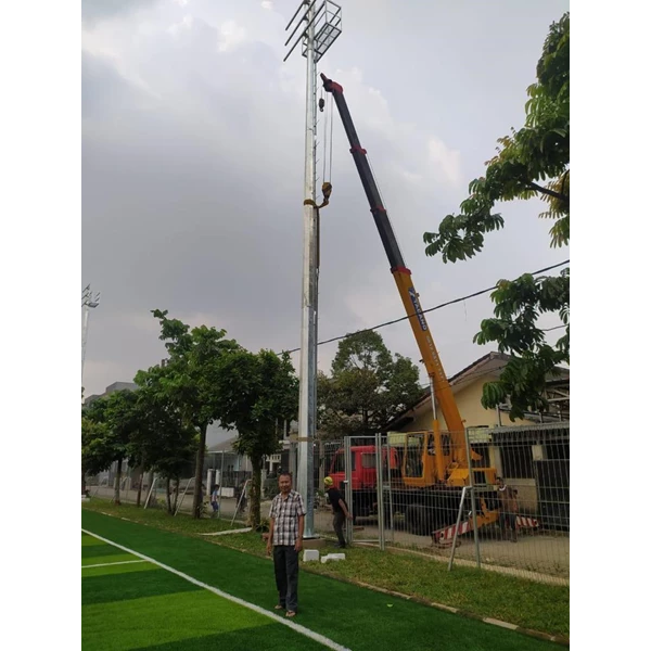 Stadium Light Pole Sorot Football 